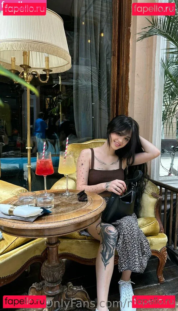 mee_zee Onlyfans Photo Gallery 