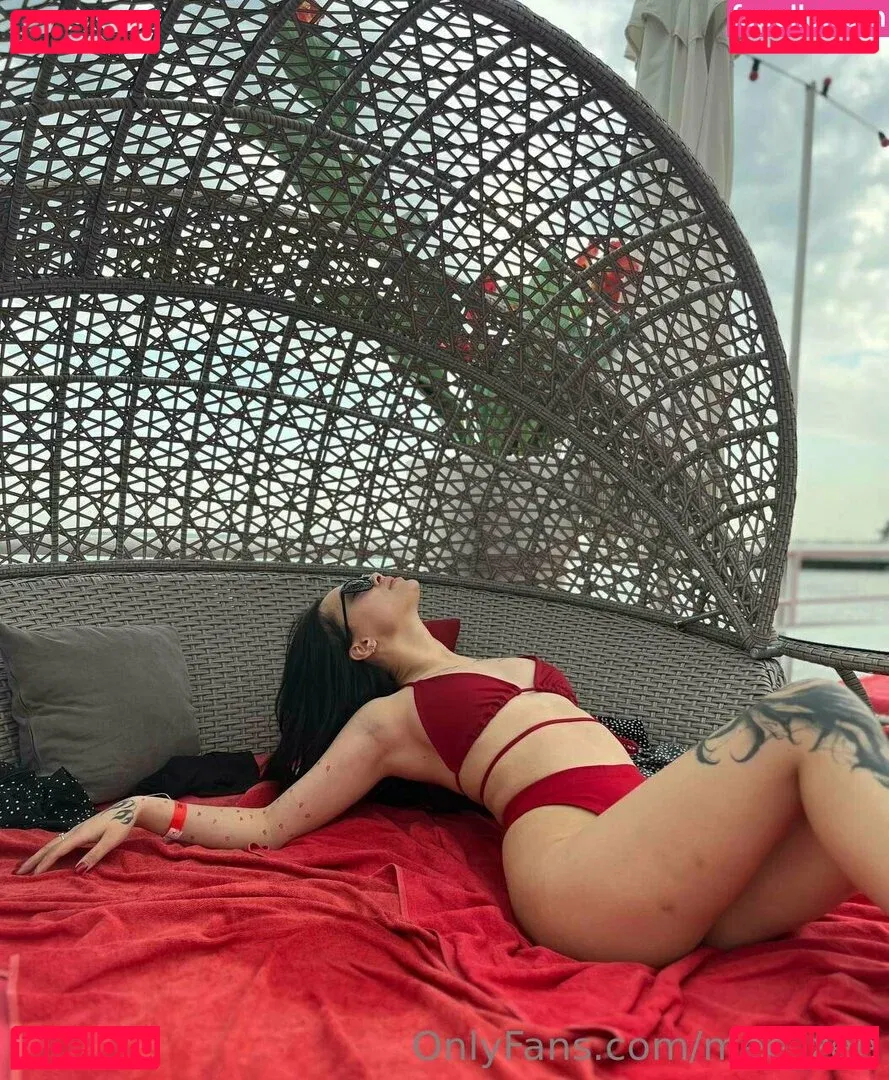 mee_zee Onlyfans Photo Gallery 