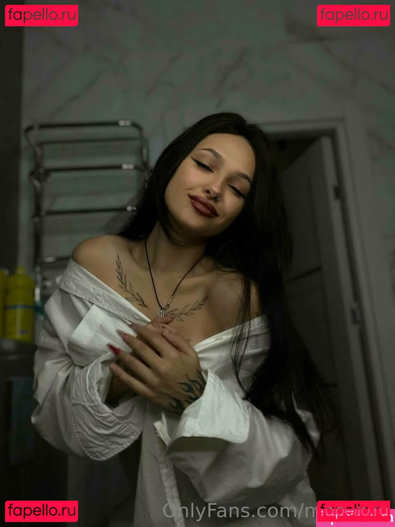 mee_zee Onlyfans Photo Gallery 