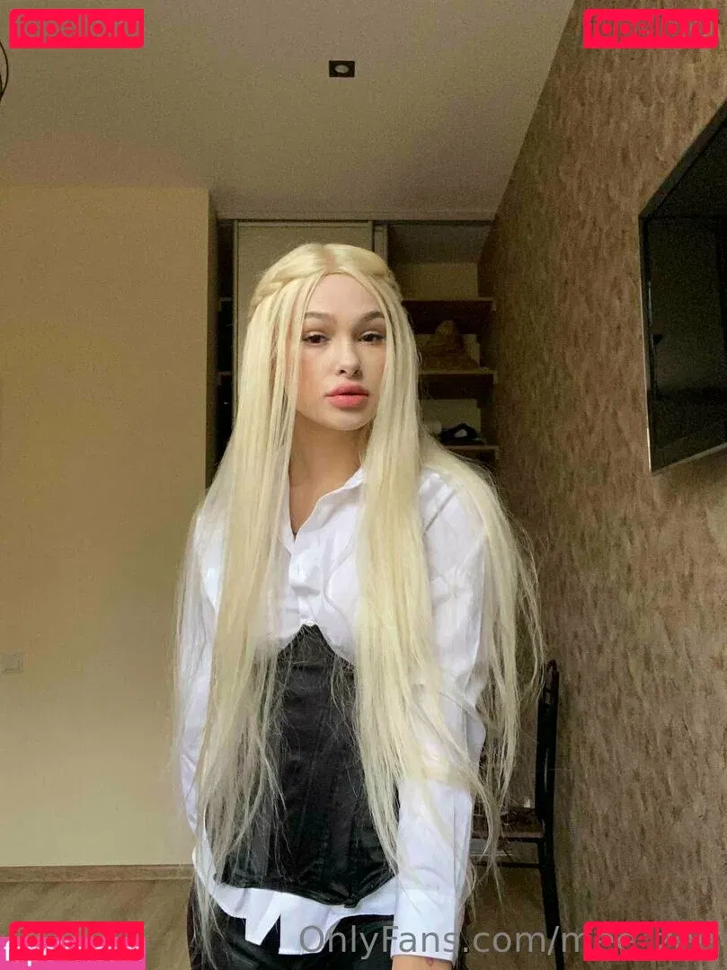 mee_zee Onlyfans Photo Gallery 