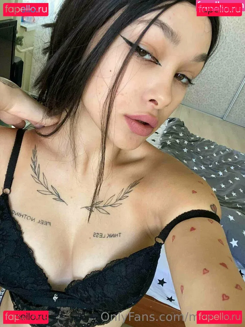 mee_zee Onlyfans Photo Gallery 