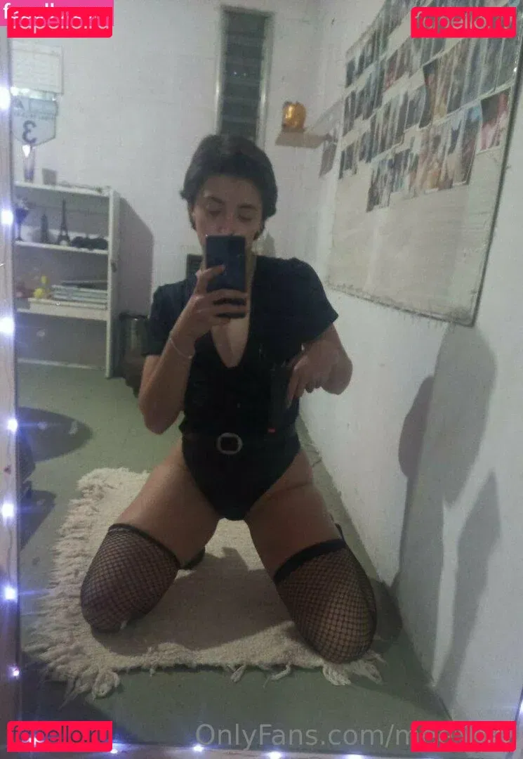 mee_zee Onlyfans Photo Gallery 