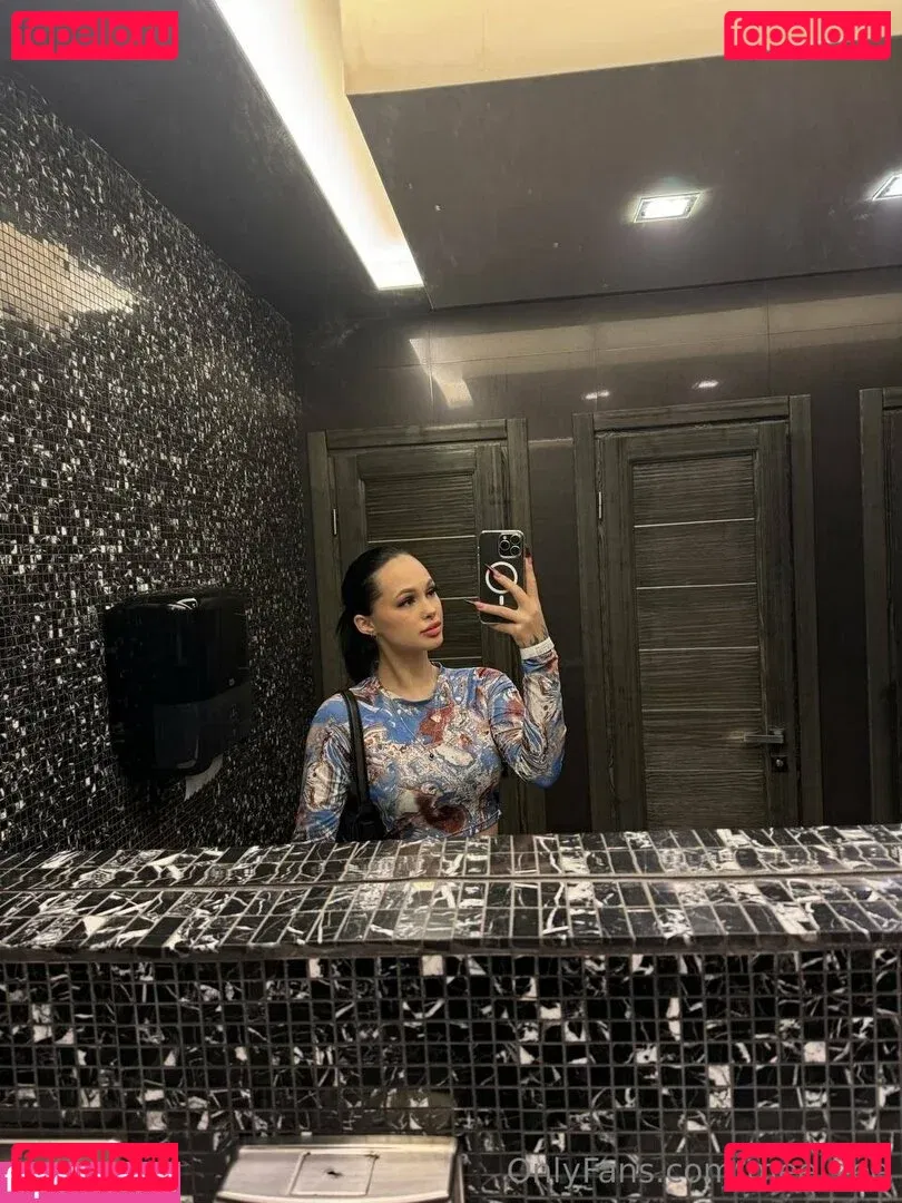 mee_zee Onlyfans Photo Gallery 