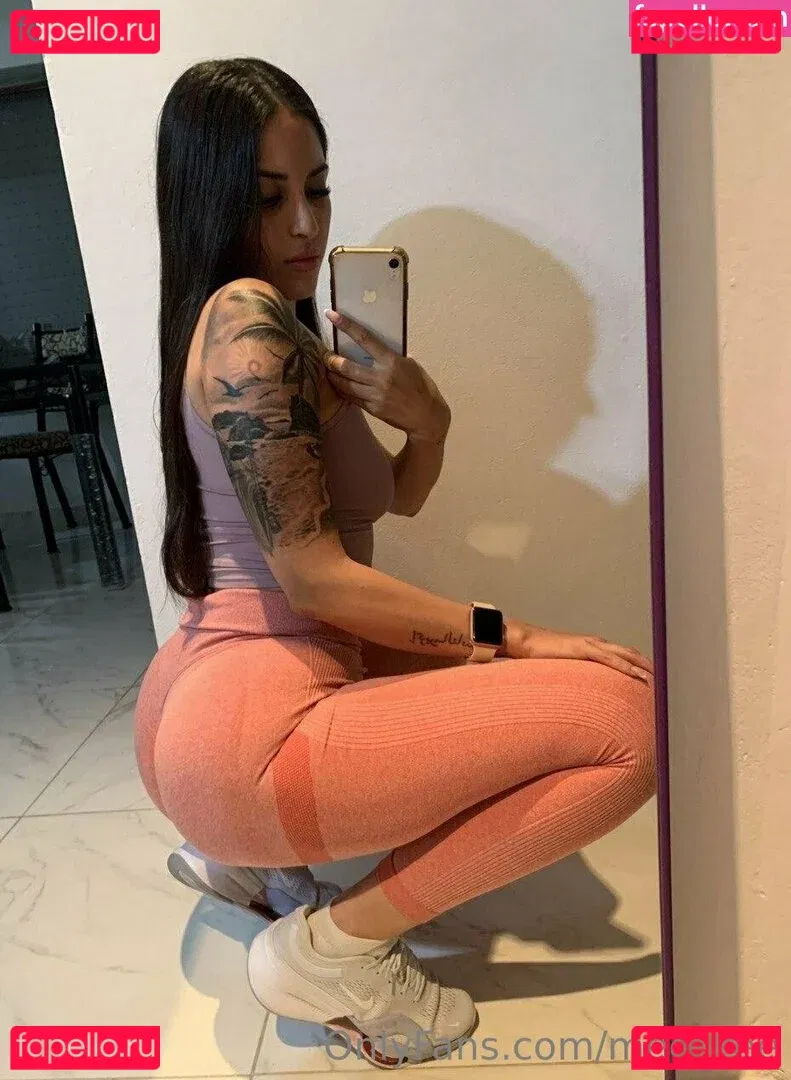 mee_zee Onlyfans Photo Gallery 