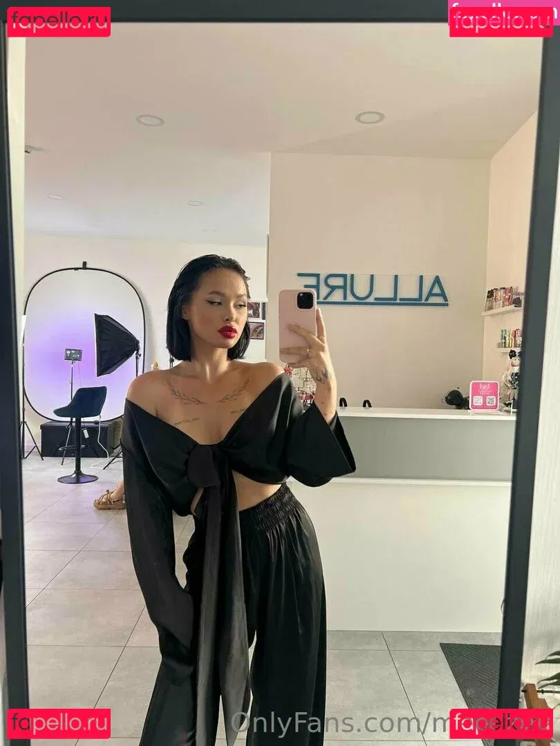 mee_zee Onlyfans Photo Gallery 