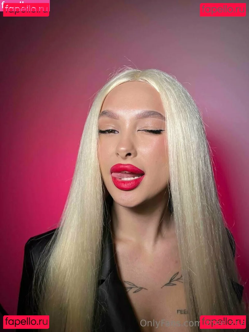 mee_zee Onlyfans Photo Gallery 