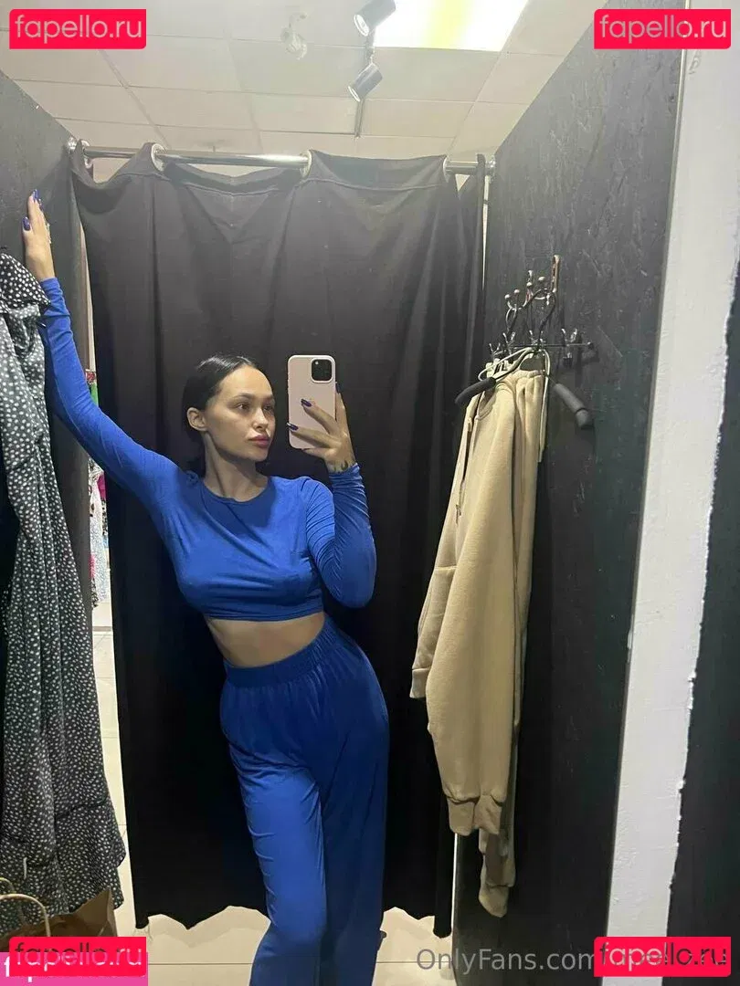 mee_zee Onlyfans Photo Gallery 