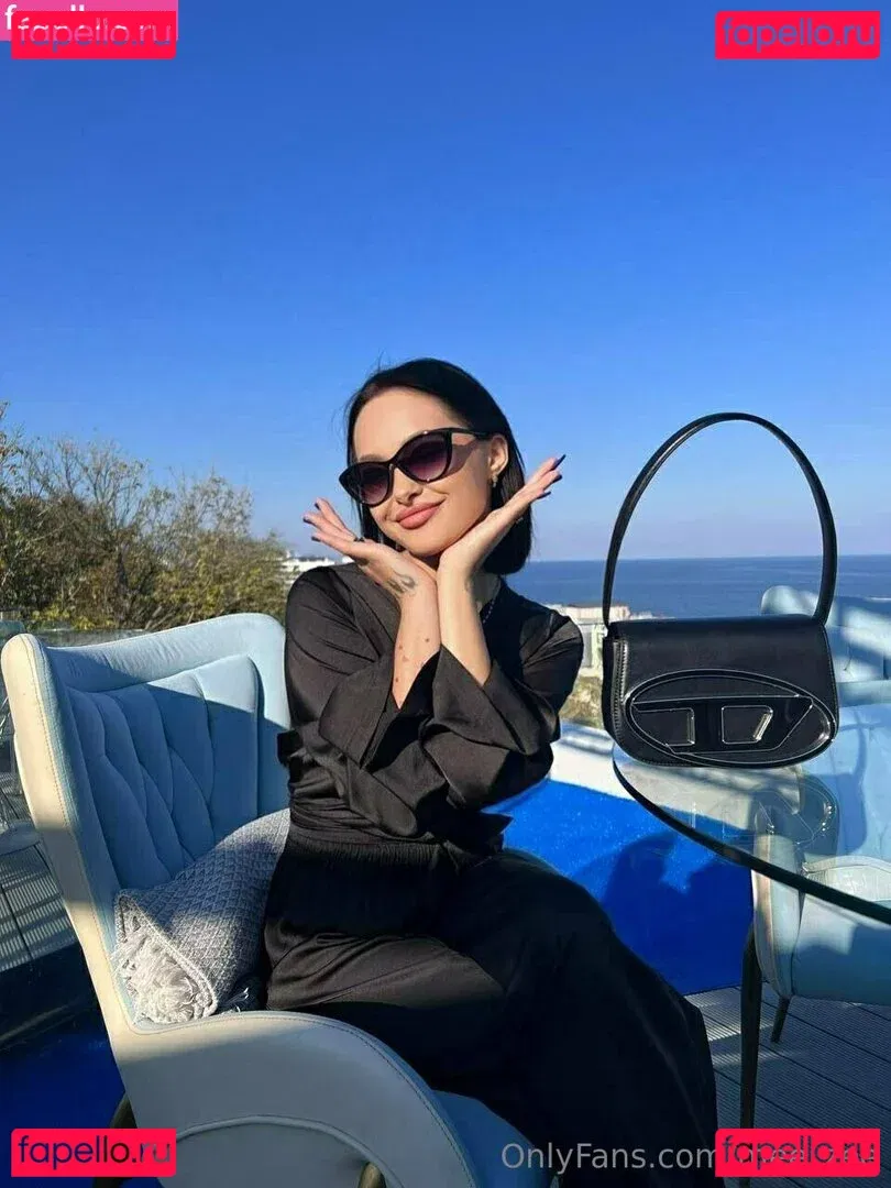 mee_zee Onlyfans Photo Gallery 