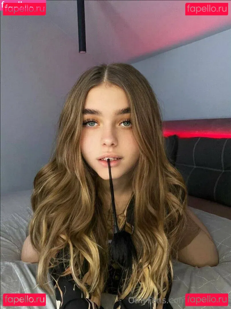 mee_zee Onlyfans Photo Gallery 