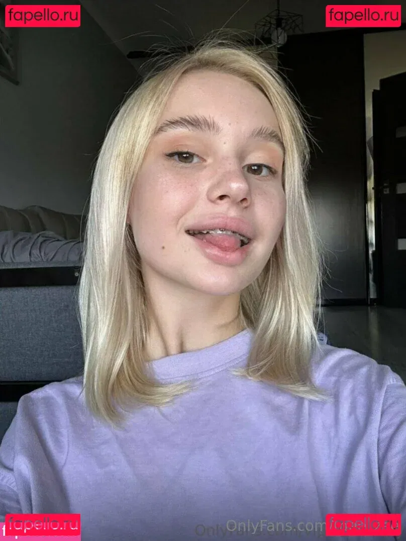 mee_zee Onlyfans Photo Gallery 