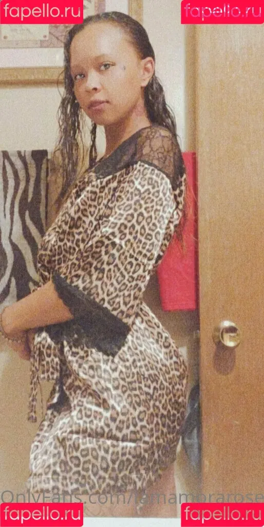 iamamorarose Onlyfans Photo Gallery 