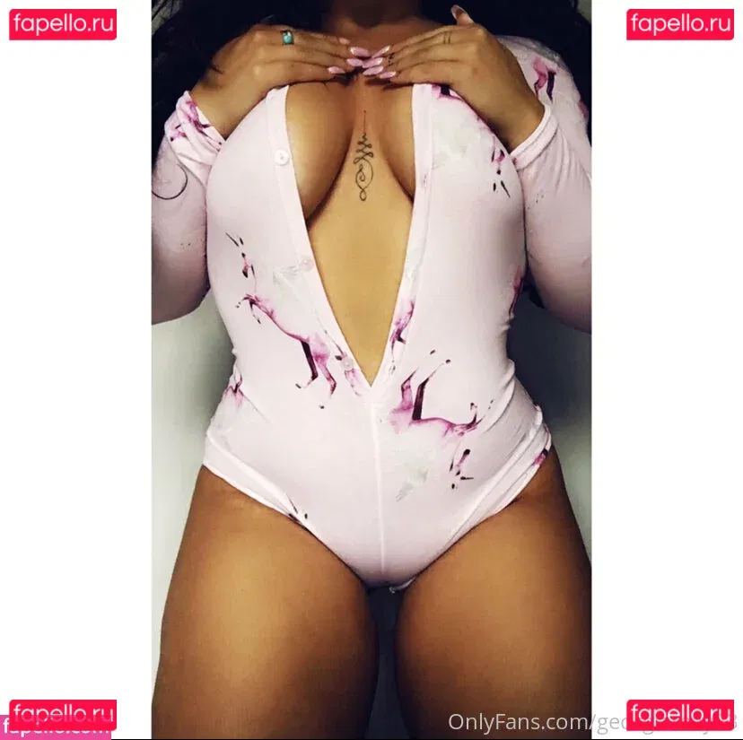 georgiamay23 Onlyfans Photo Gallery 