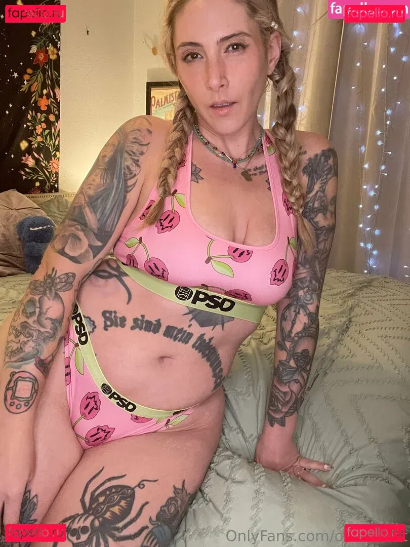 onlykhrist Onlyfans Photo Gallery 