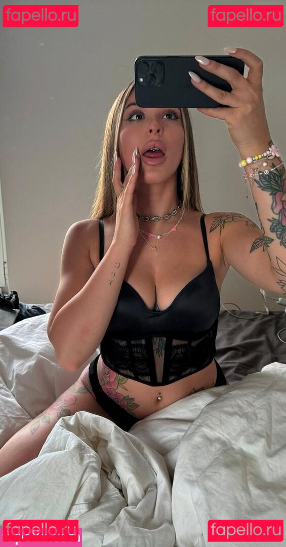 Amanda Chivas Nude Onlyfans Photo 24