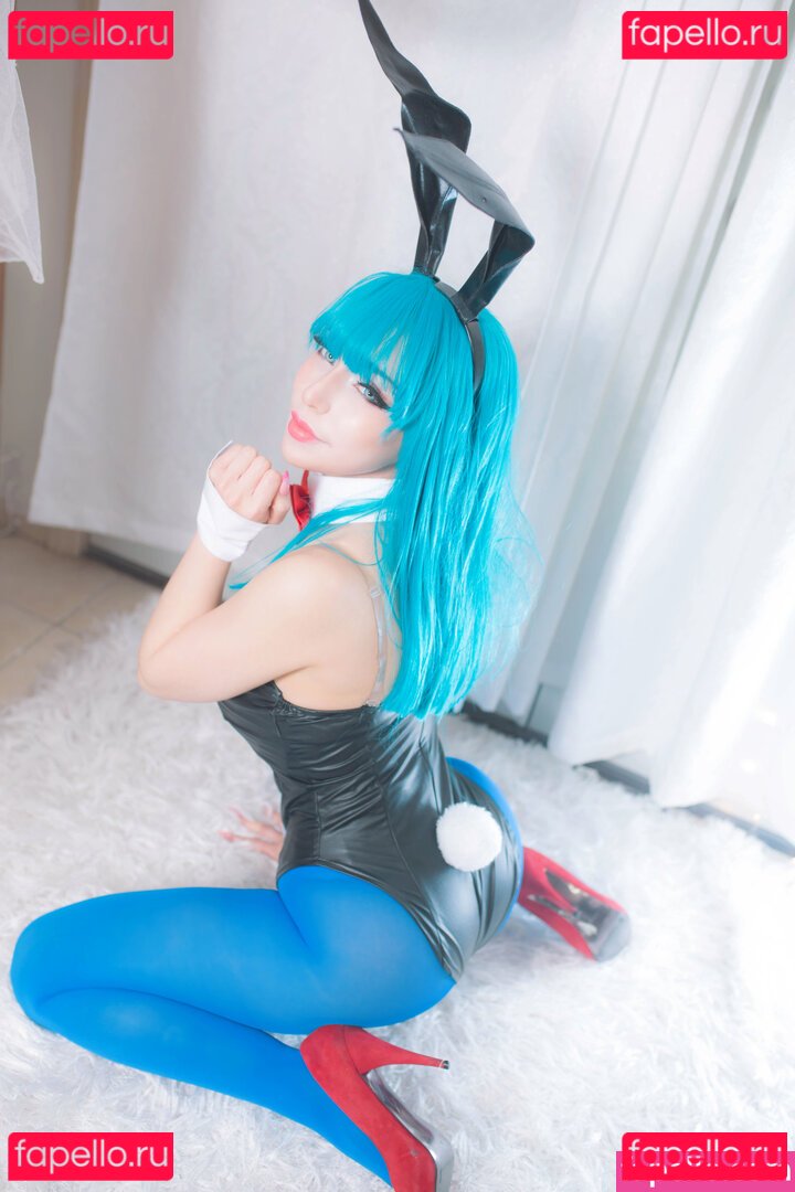 Roxyfoxycos Nude Onlyfans Photo 7