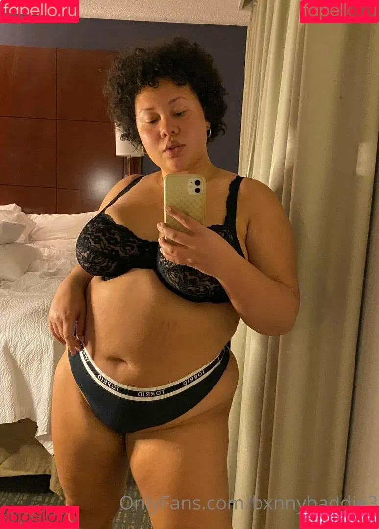 bxnnybaddie3 Onlyfans Photo Gallery 