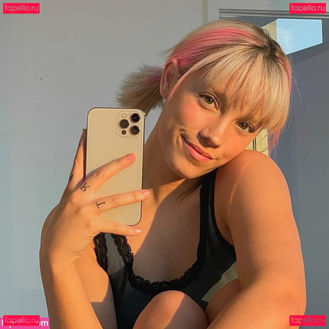 wellbeingwithabigail Onlyfans Photo Gallery 