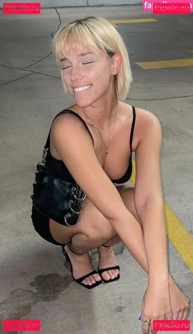 wellbeingwithabigail Onlyfans Photo Gallery 