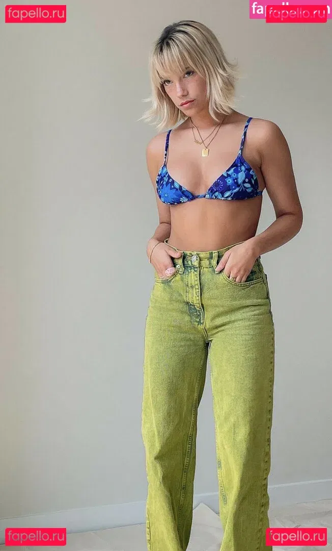 wellbeingwithabigail Onlyfans Photo Gallery 