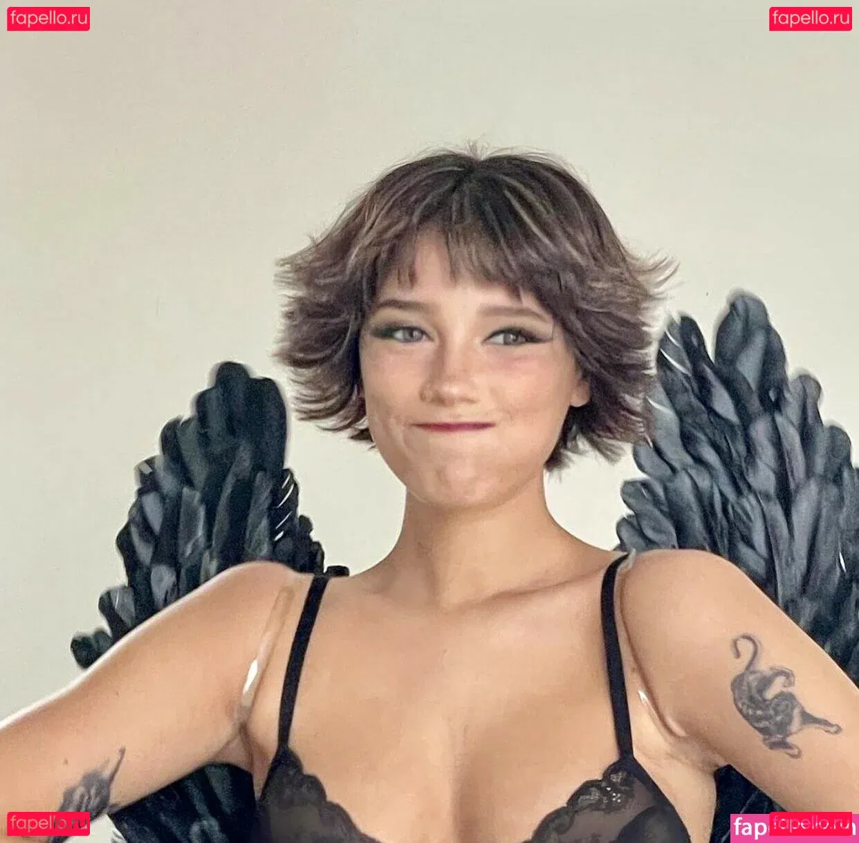 wellbeingwithabigail Onlyfans Photo Gallery 