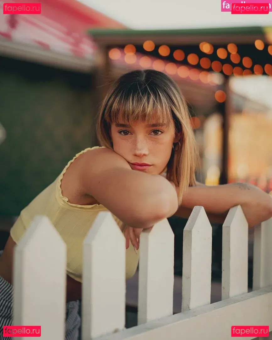 wellbeingwithabigail Onlyfans Photo Gallery 