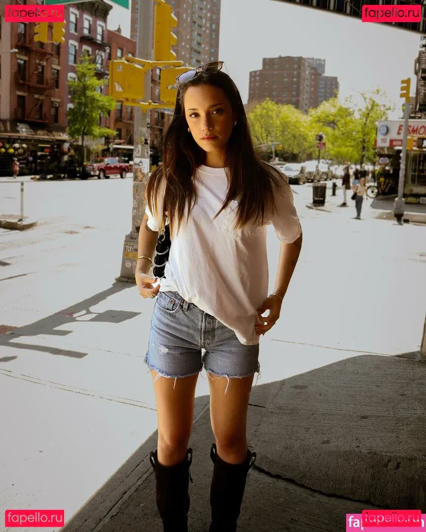 wellbeingwithabigail Onlyfans Photo Gallery 