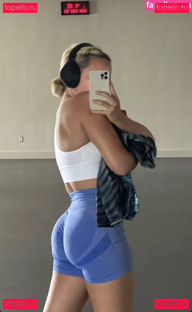 wellbeingwithabigail Onlyfans Photo Gallery 