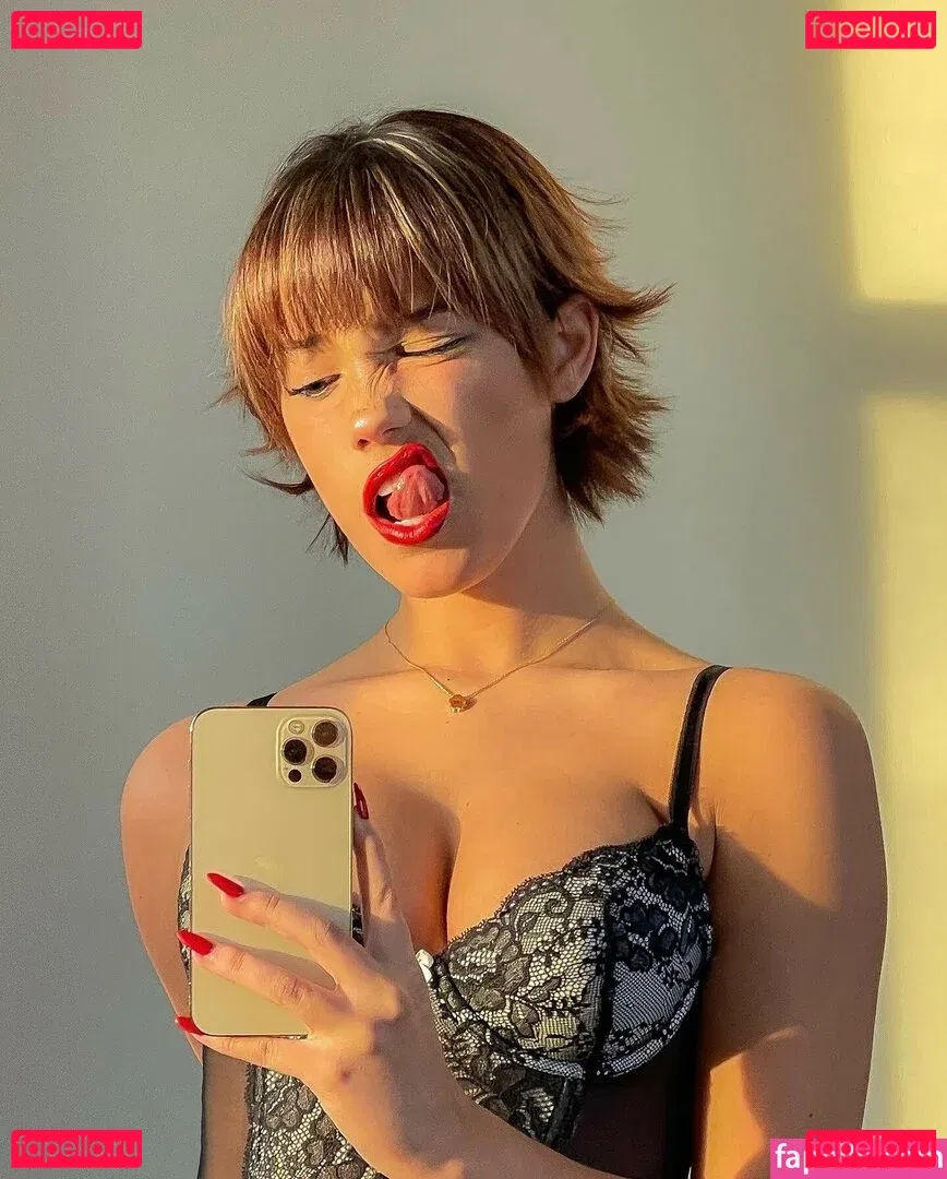 wellbeingwithabigail Onlyfans Photo Gallery 