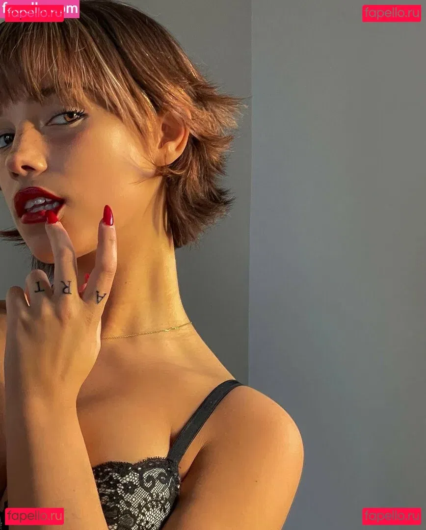 wellbeingwithabigail Onlyfans Photo Gallery 