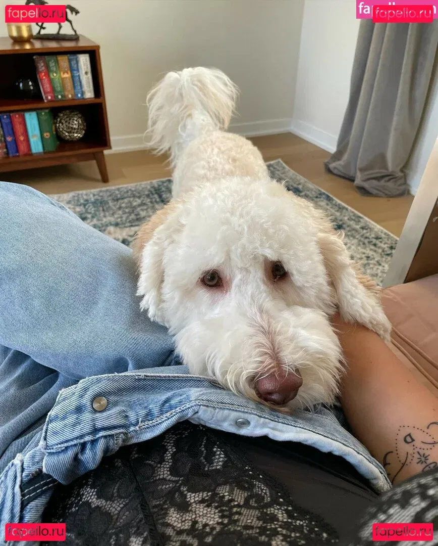 wellbeingwithabigail Onlyfans Photo Gallery 