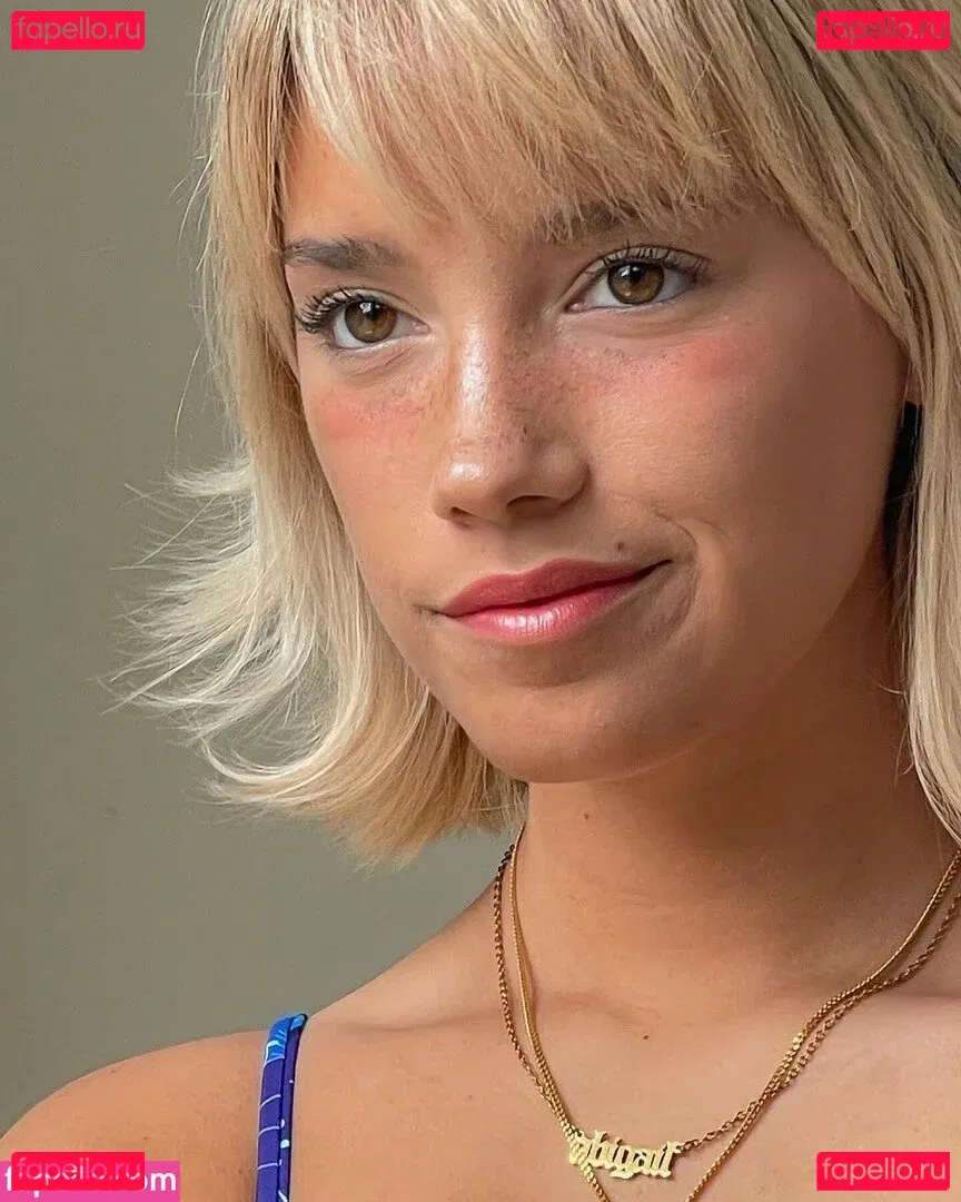 wellbeingwithabigail Onlyfans Photo Gallery 