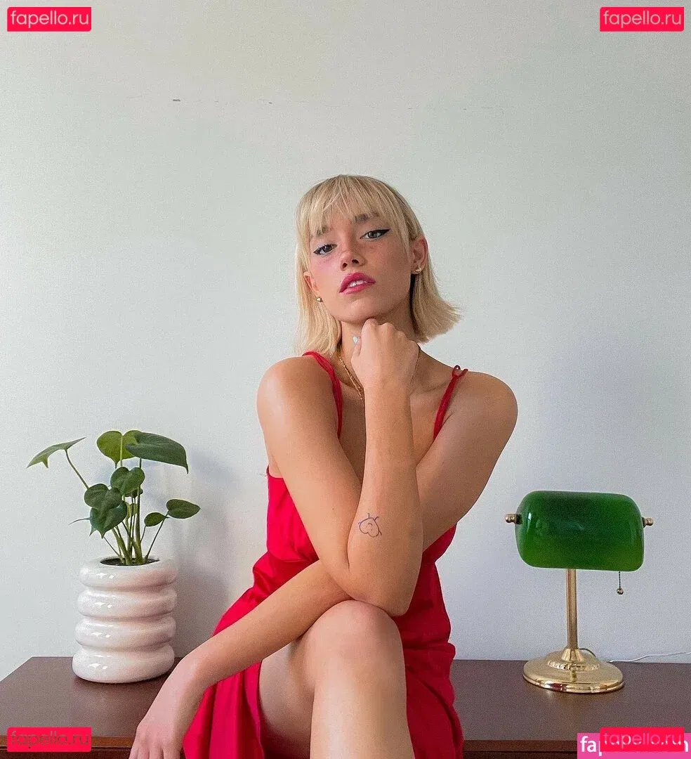 wellbeingwithabigail Onlyfans Photo Gallery 