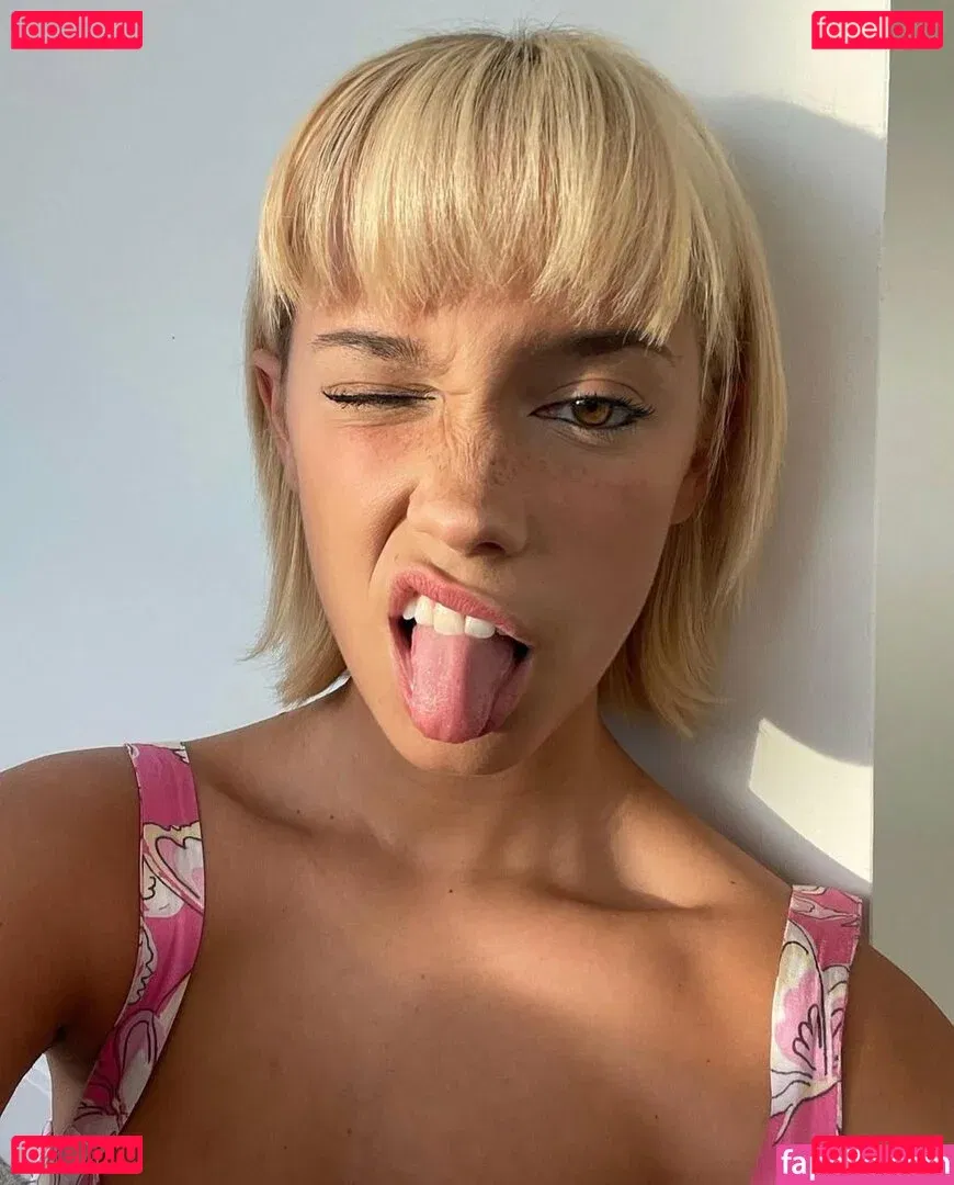 wellbeingwithabigail Onlyfans Photo Gallery 