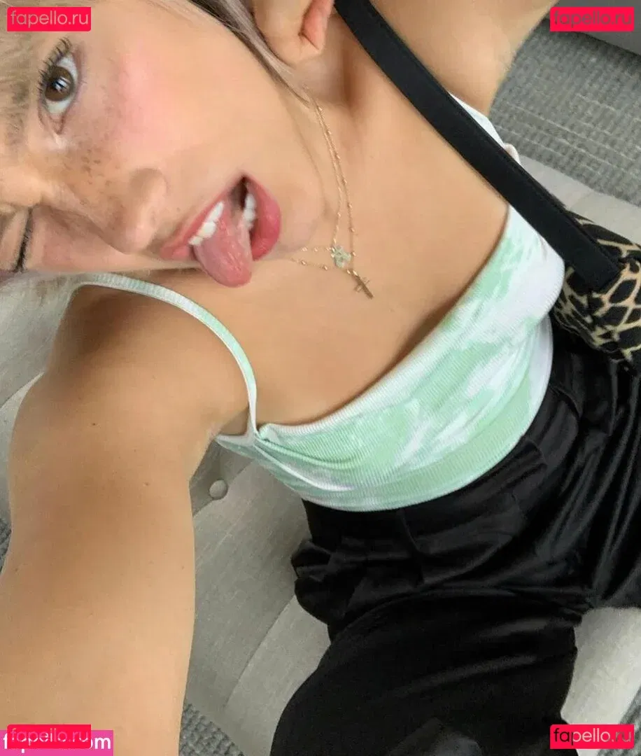 wellbeingwithabigail Onlyfans Photo Gallery 