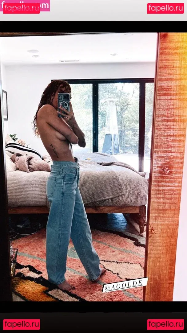 A.riannamaria Onlyfans Photo Gallery 