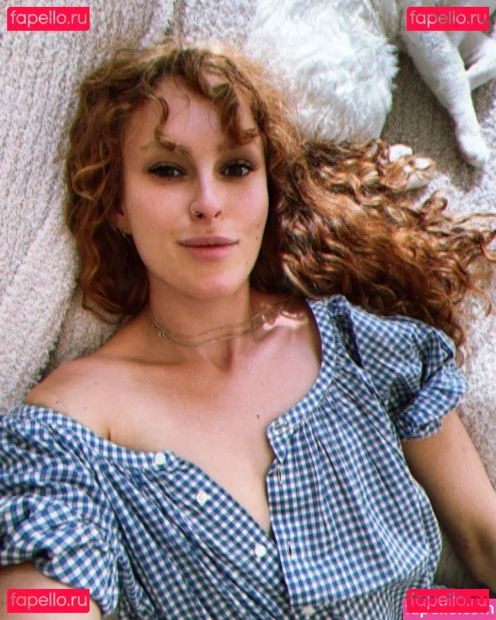 A.riannamaria Onlyfans Photo Gallery 