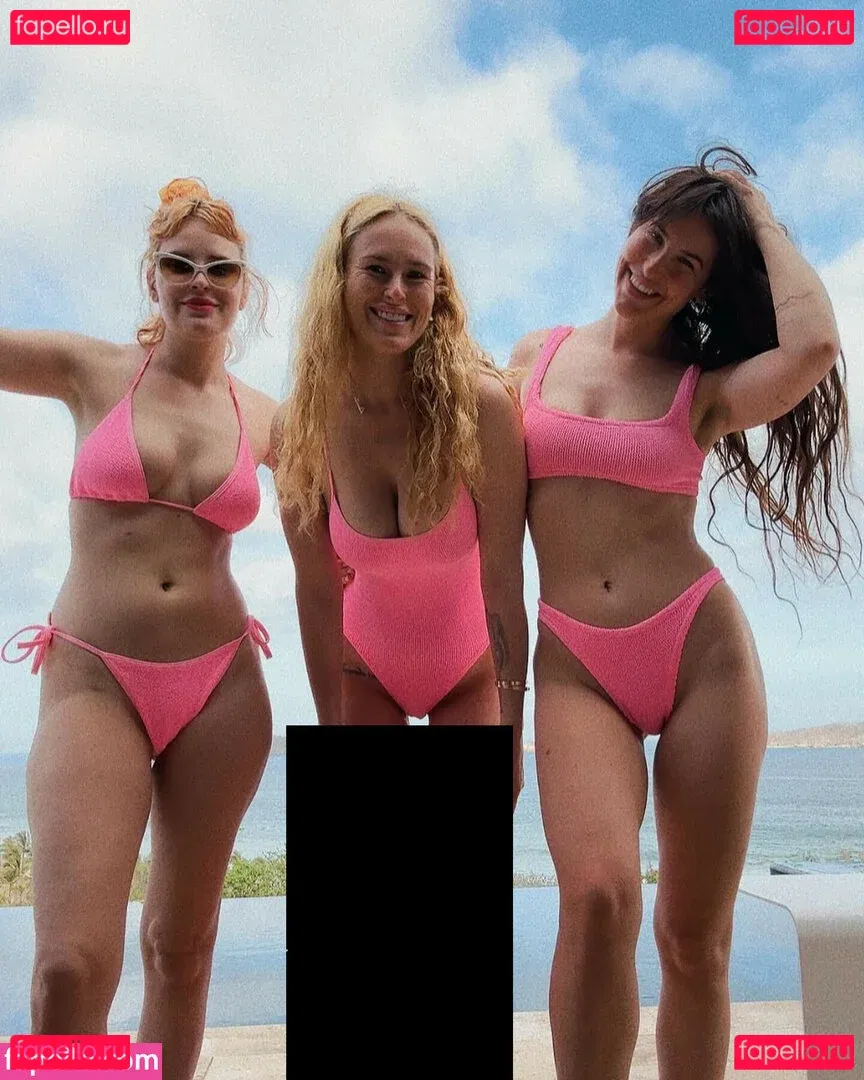 A.riannamaria Onlyfans Photo Gallery 