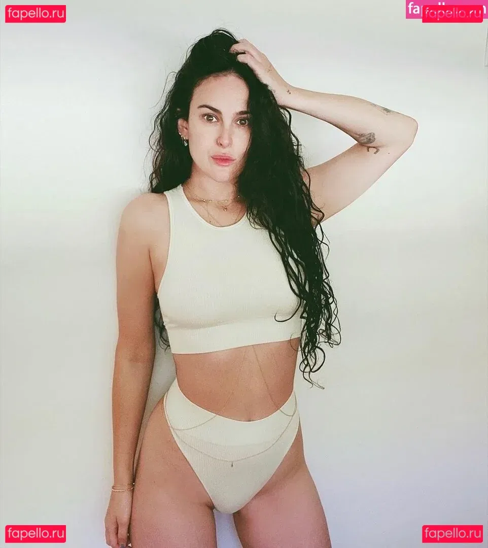 A.riannamaria Onlyfans Photo Gallery 