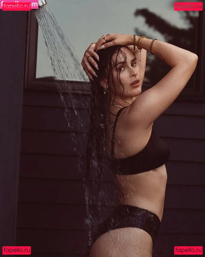 A.riannamaria Onlyfans Photo Gallery 