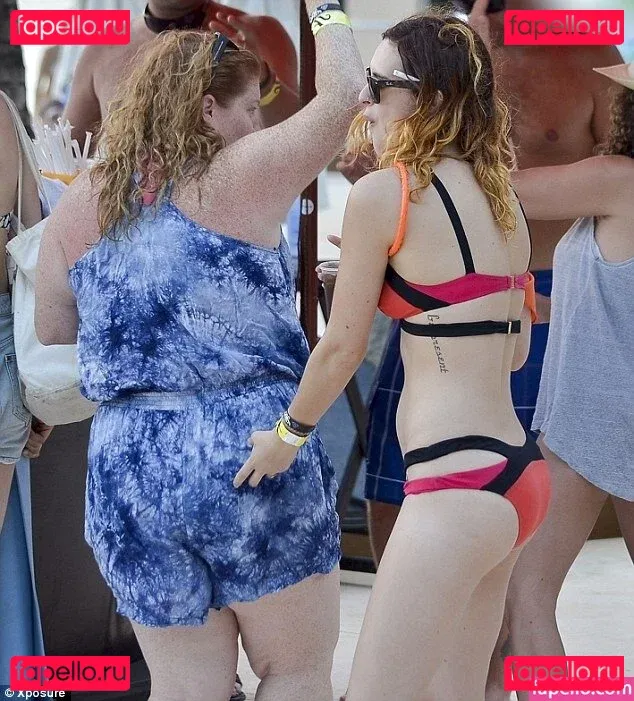 A.riannamaria Onlyfans Photo Gallery 