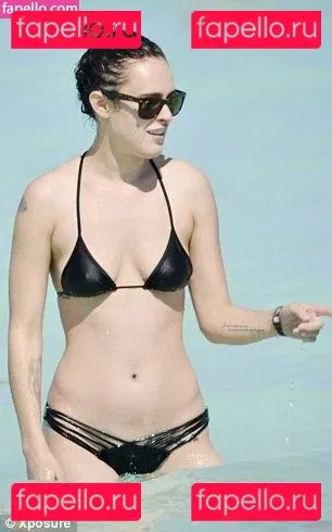 A.riannamaria Onlyfans Photo Gallery 