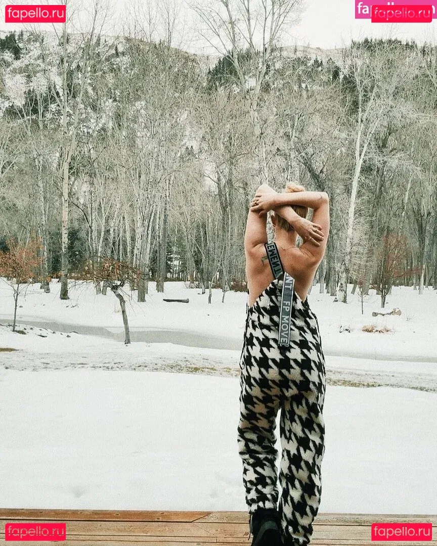 A.riannamaria Onlyfans Photo Gallery 