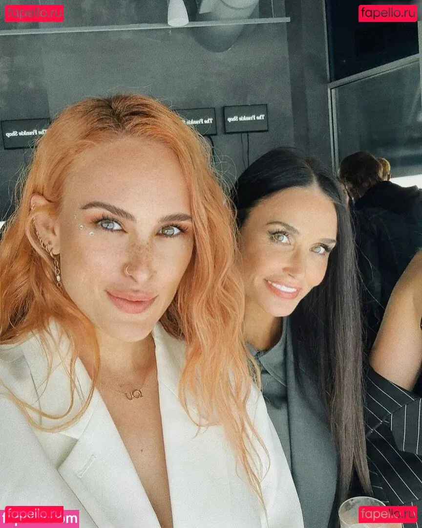 A.riannamaria Onlyfans Photo Gallery 