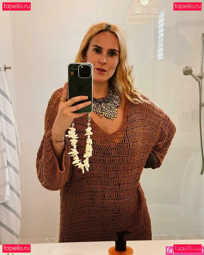 A.riannamaria Onlyfans Photo Gallery 