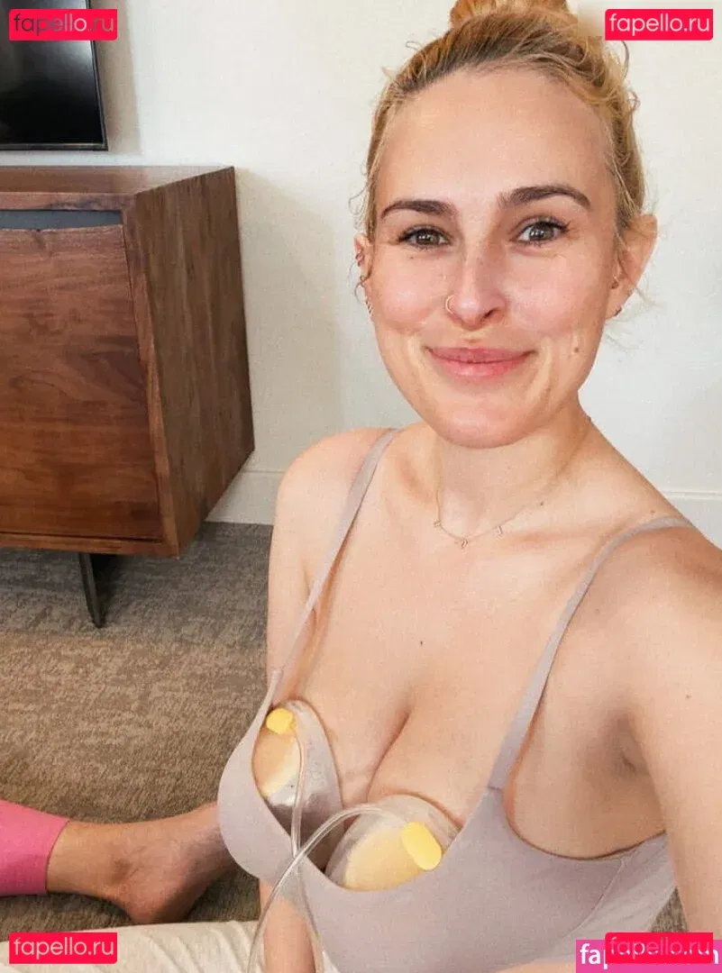 A.riannamaria Onlyfans Photo Gallery 