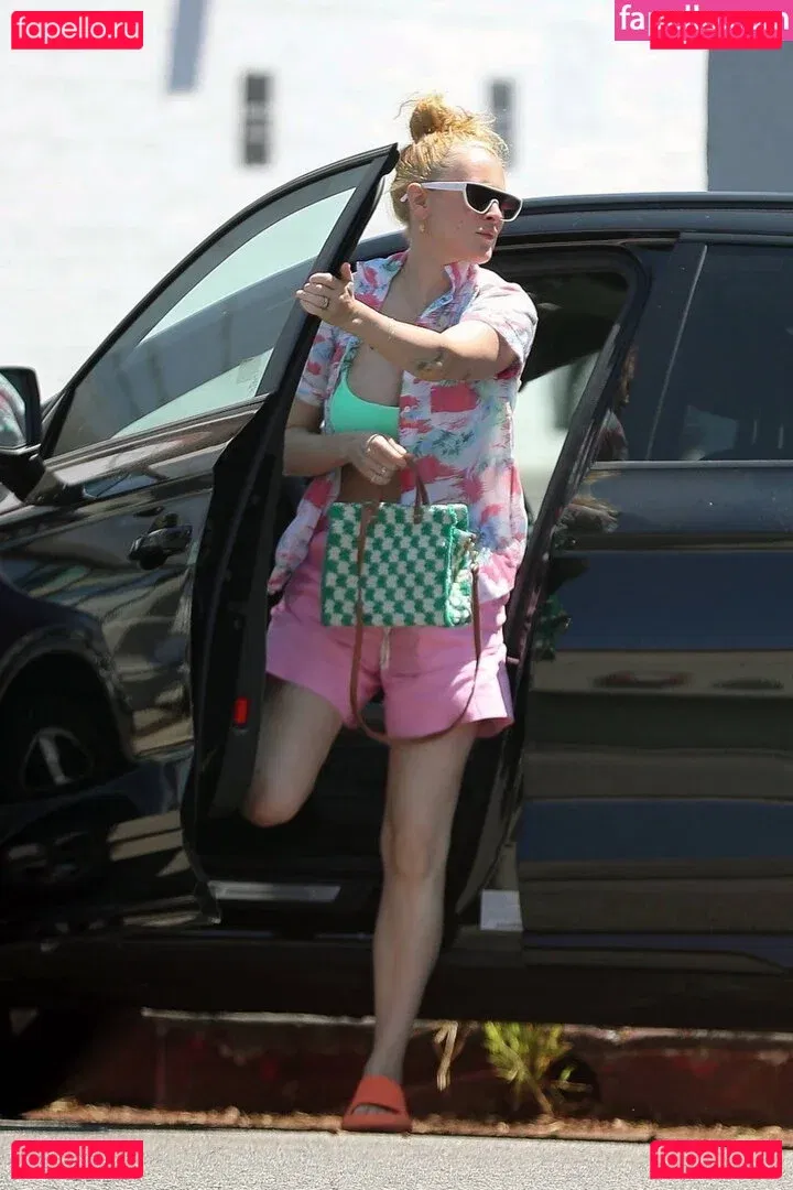 A.riannamaria Onlyfans Photo Gallery 