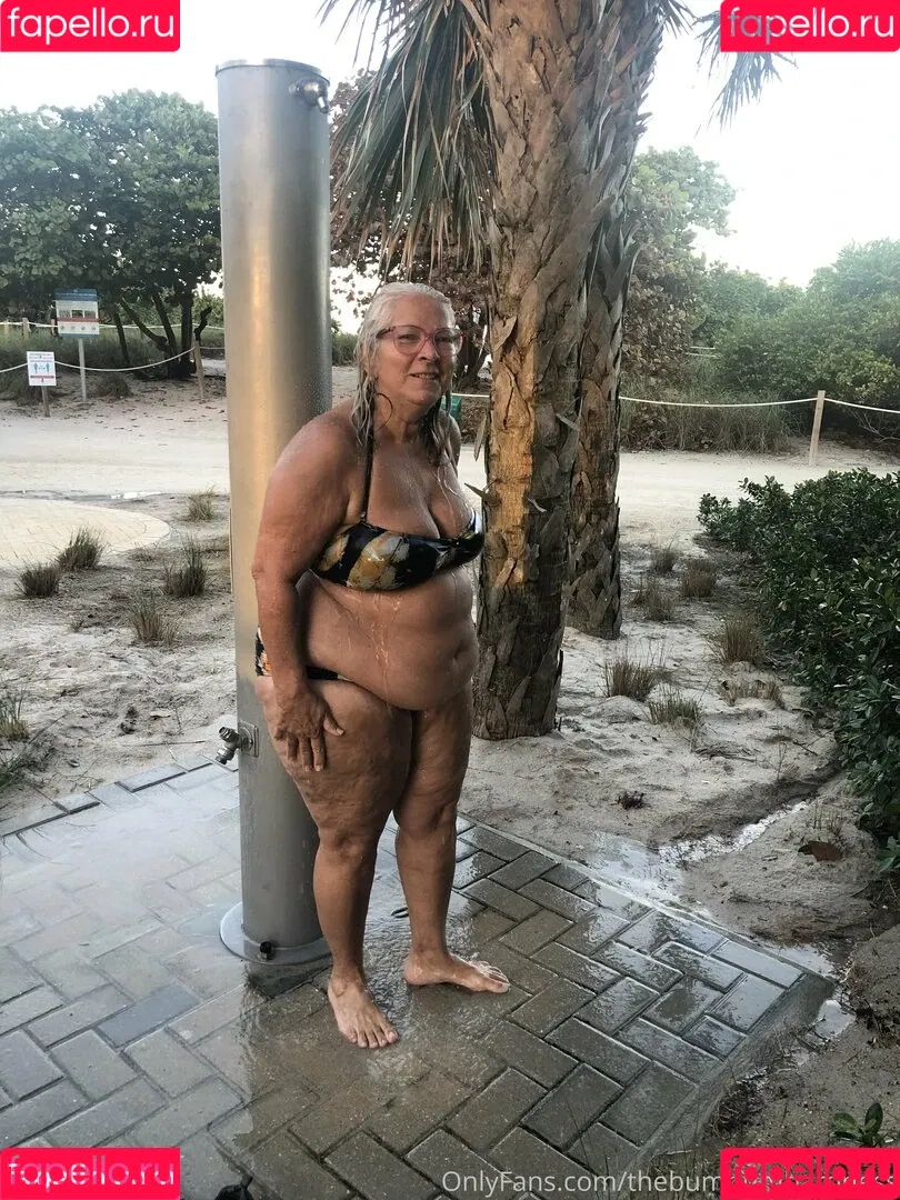 thebumbumbaroness Onlyfans Photo Gallery 