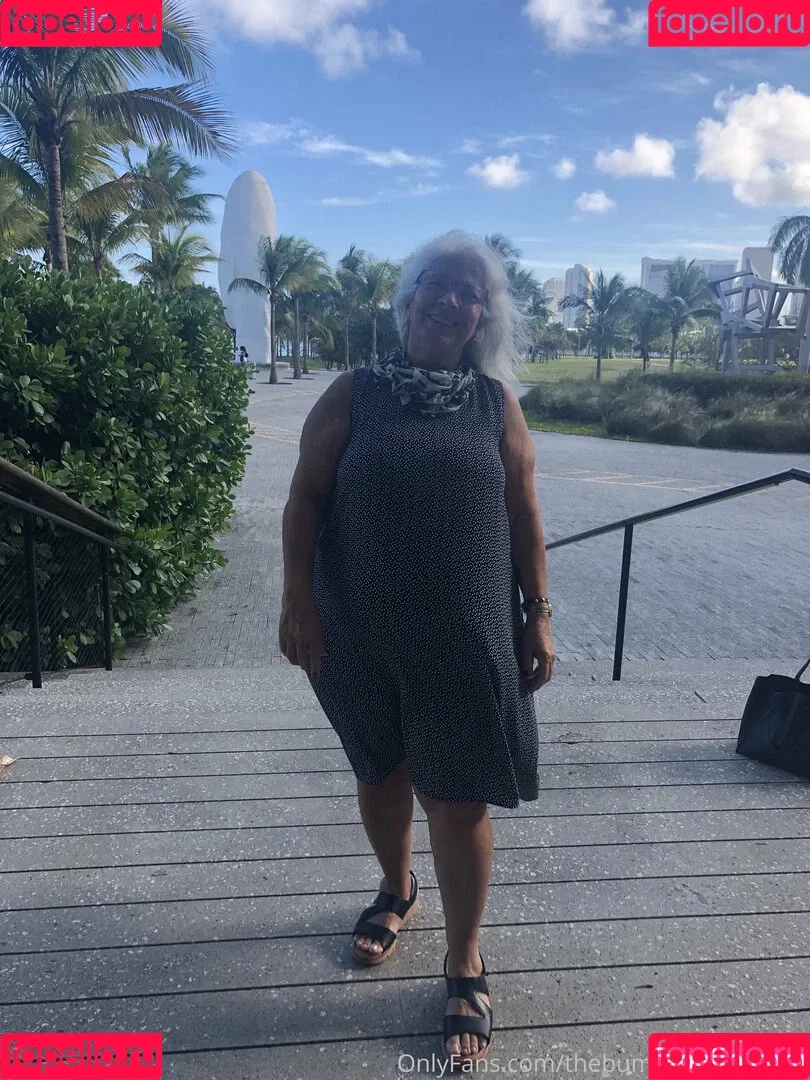 thebumbumbaroness Onlyfans Photo Gallery 