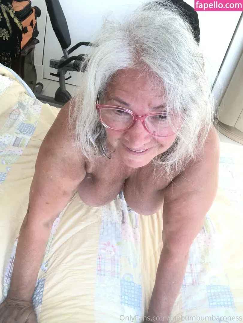 thebumbumbaroness Onlyfans Photo Gallery 