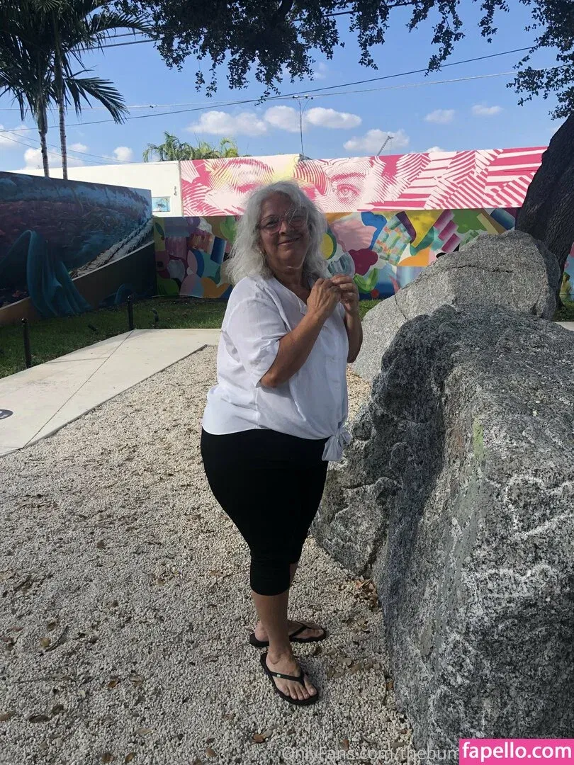 thebumbumbaroness Onlyfans Photo Gallery 